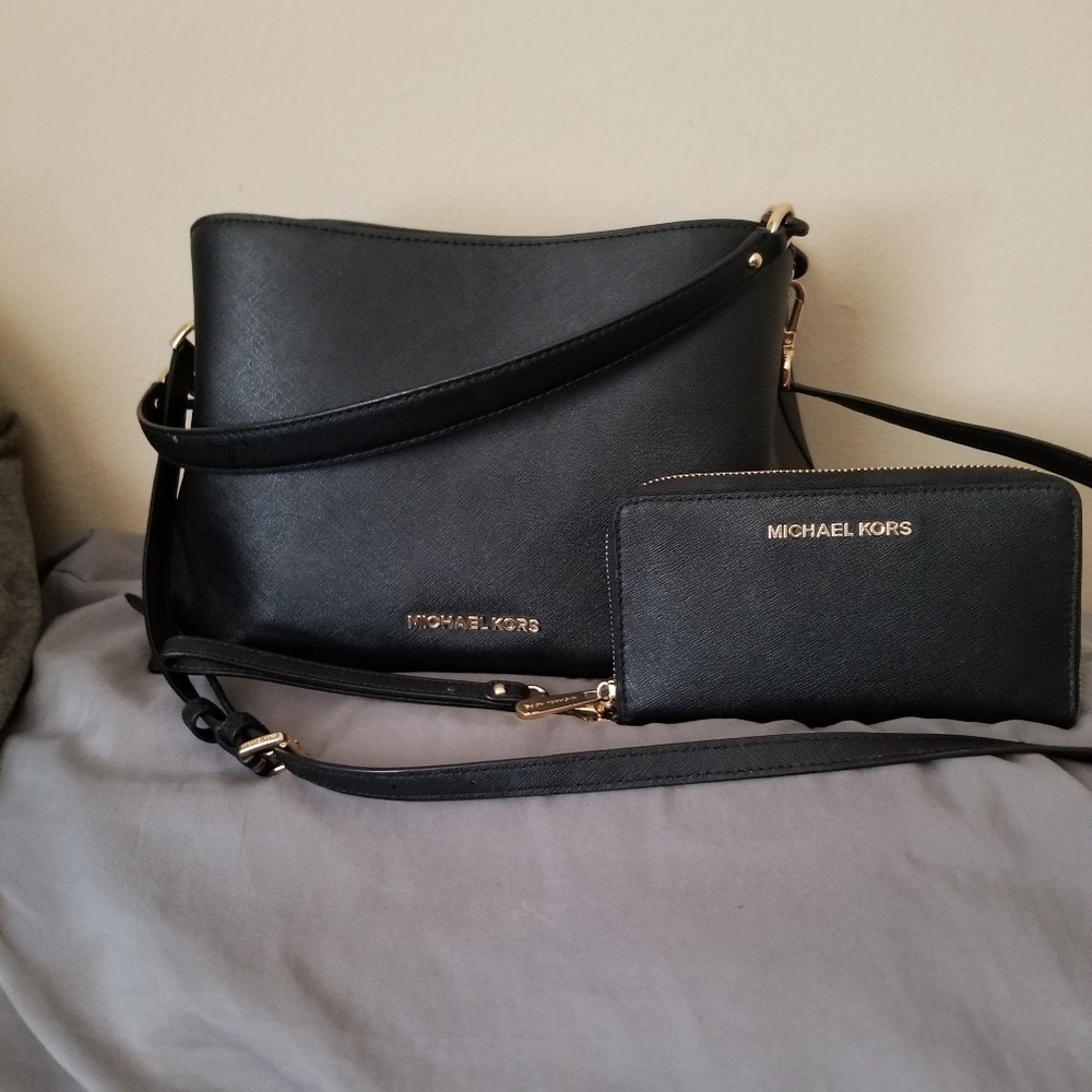 Michael kors purse and wallet